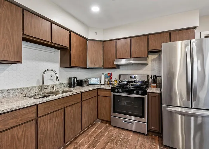 Ferienhaus Duplex 1- Naval Base, Six Flags, Greg Petry Sportspark - Sleep 10 Waukegan