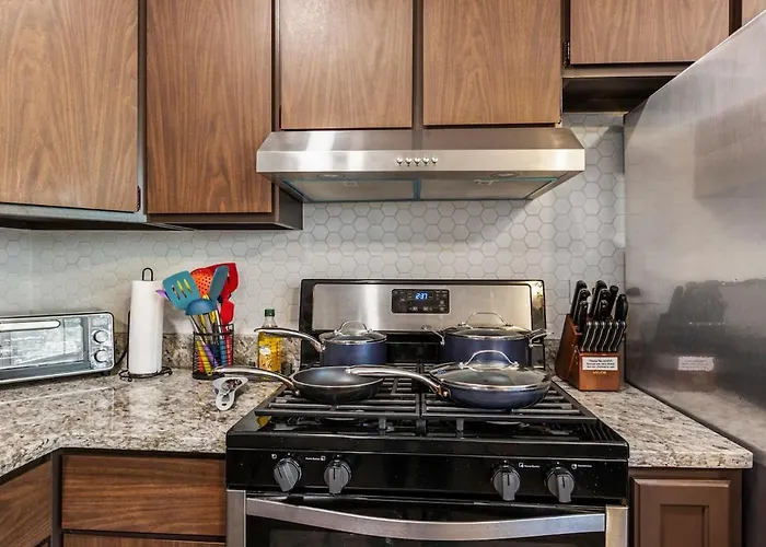 Duplex 1- Naval Base, Six Flags, Greg Petry Sportspark - Sleep 10 Ferienhaus Waukegan